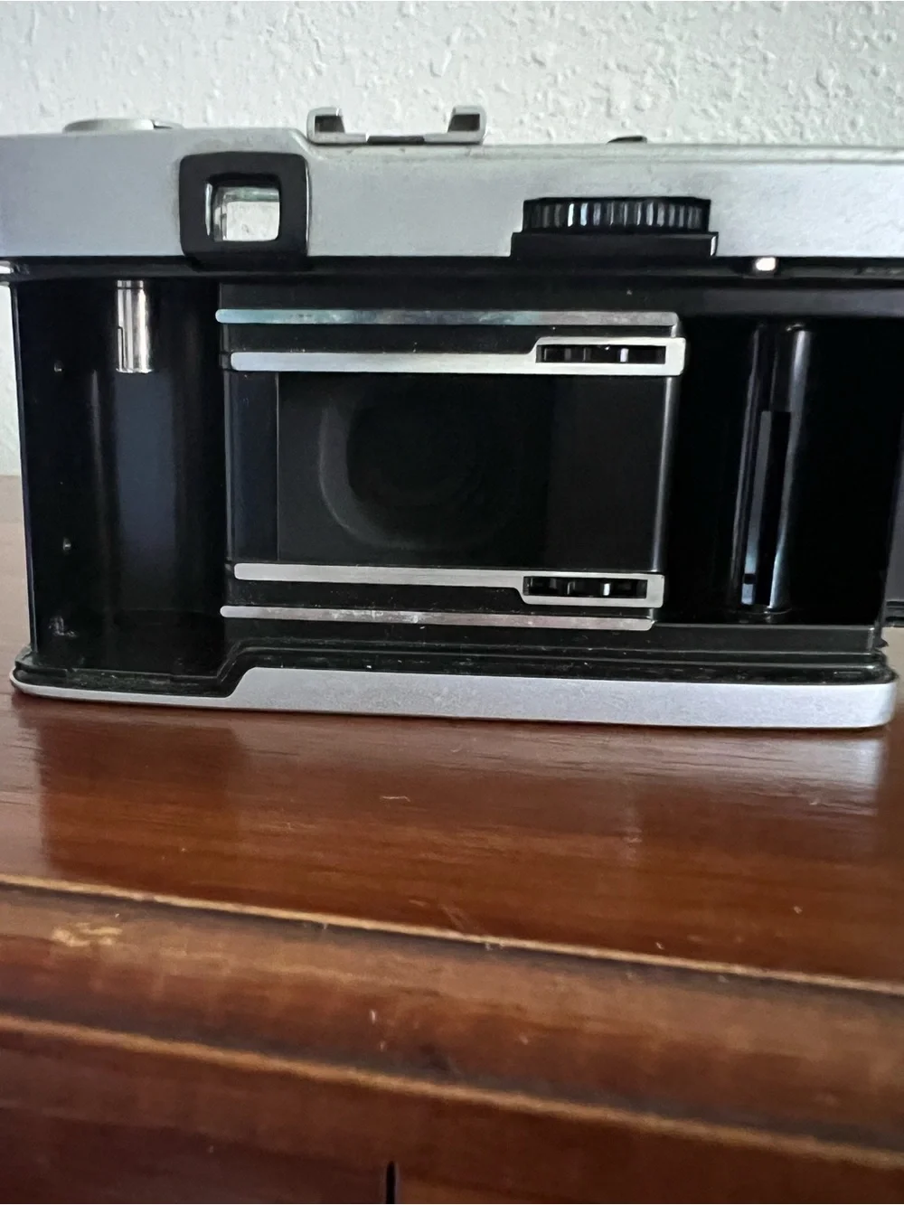 Olympus Trip 35 Silver and Black Film Camera - see description